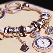 Часы-браслет Pandora